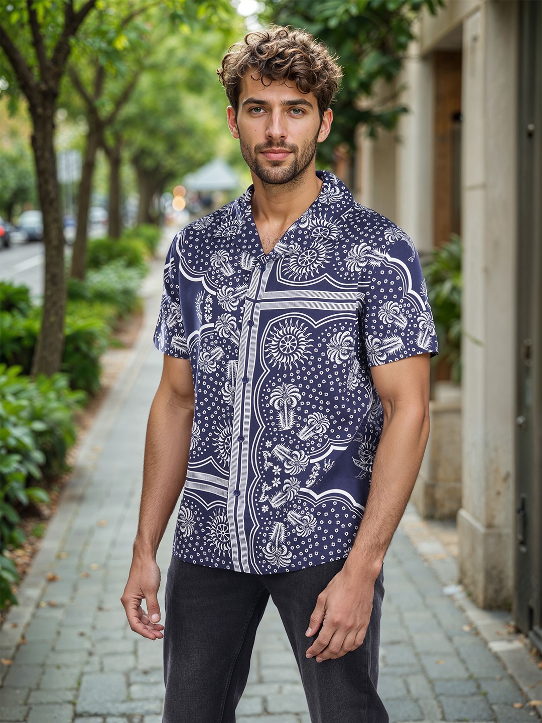 

Celio Men Classic Regular Fit Cuban Collar Floral Printed Casual Shirt, Navy blue