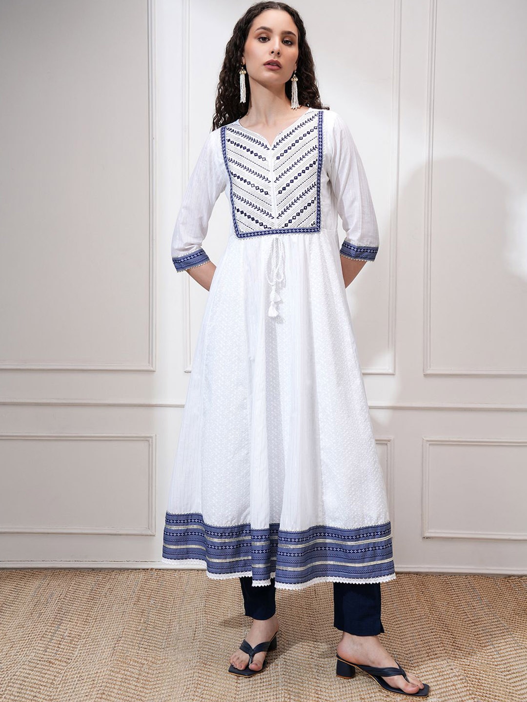 

Vishudh Women Embroidered Anarkali Kurta, White