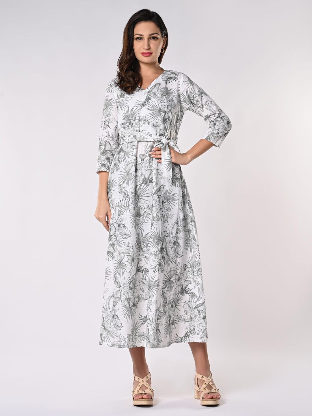 

Iti Floral Printed Fit & Flare Maxi Dress, Green