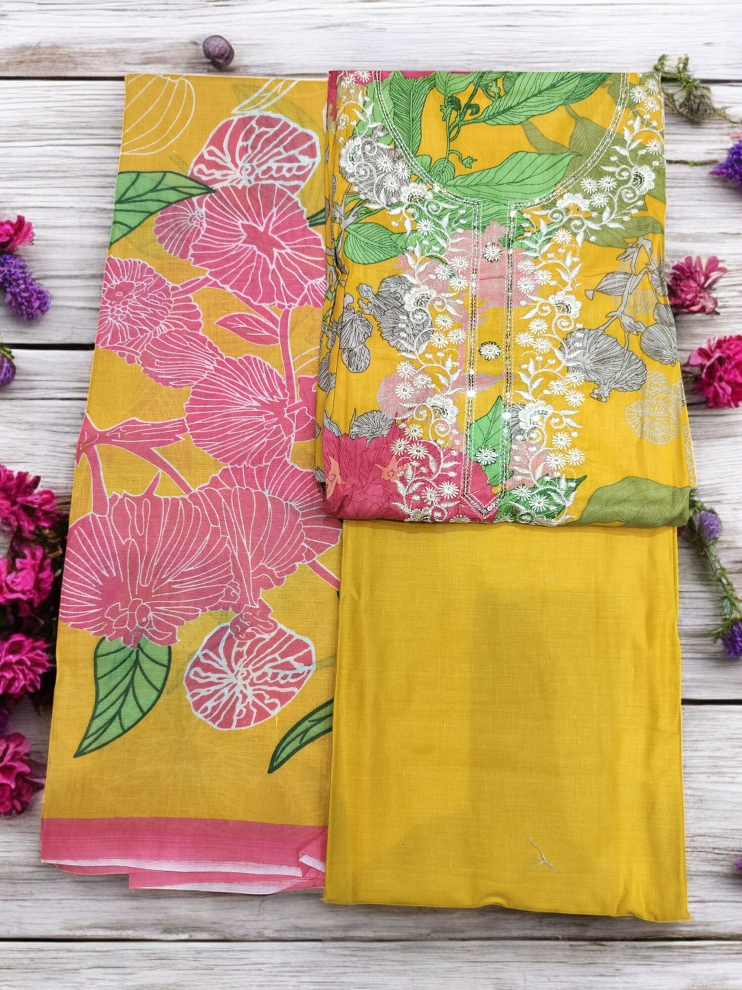 

REET MAHAL Floral Printed Pure Cotton Unstitched Dress Material, Yellow