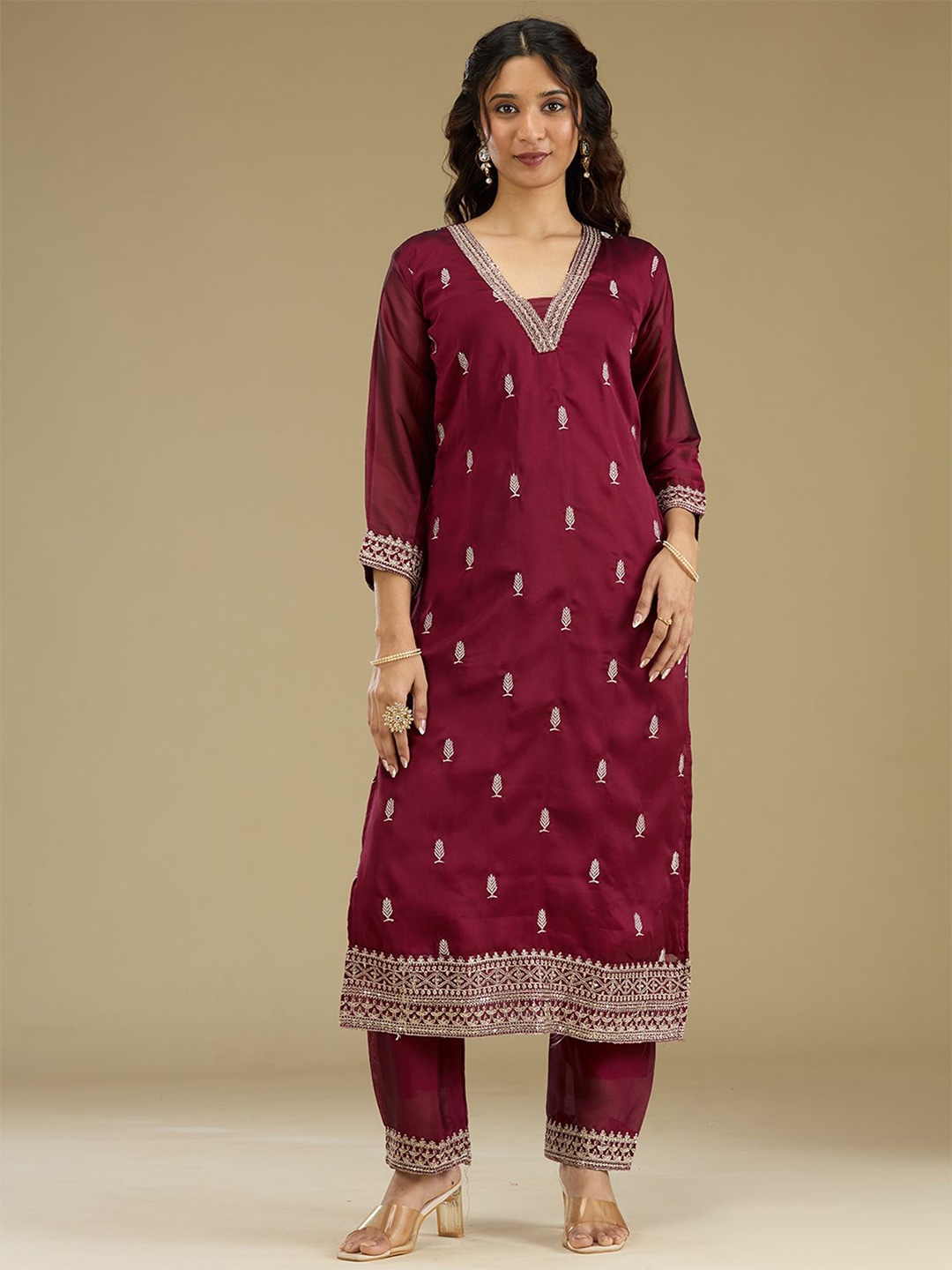 

Koskii Floral Embroidered Threadwork Art Silk Readymade Salwar Suit, Maroon