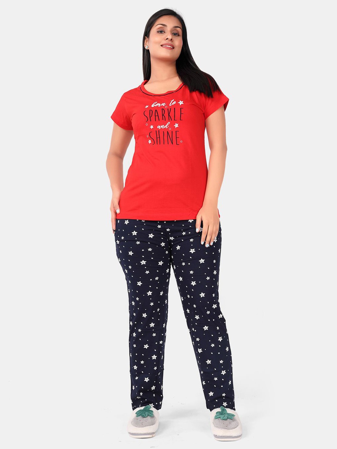 

SWEET MOON Printed Round Neck T-Shirt With Pyjama, Red