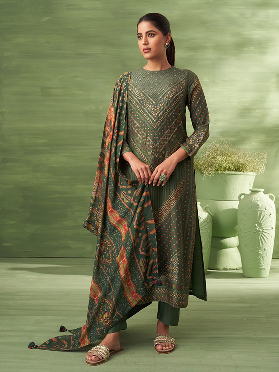 

SAUNDH Floral Printed Unstitched Dress Material, Green