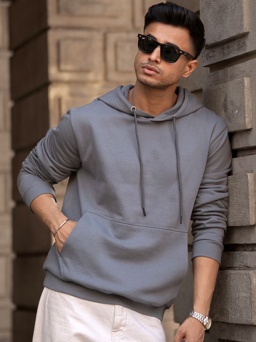 

Powerlook Men Sweatshirt, Grey