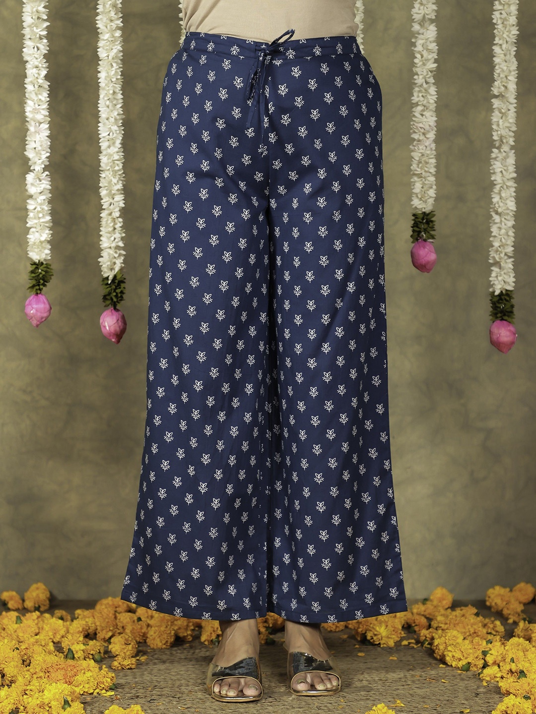 

Aramya Women Ethnic Motifs Printed Ethnic Palazzos, Blue