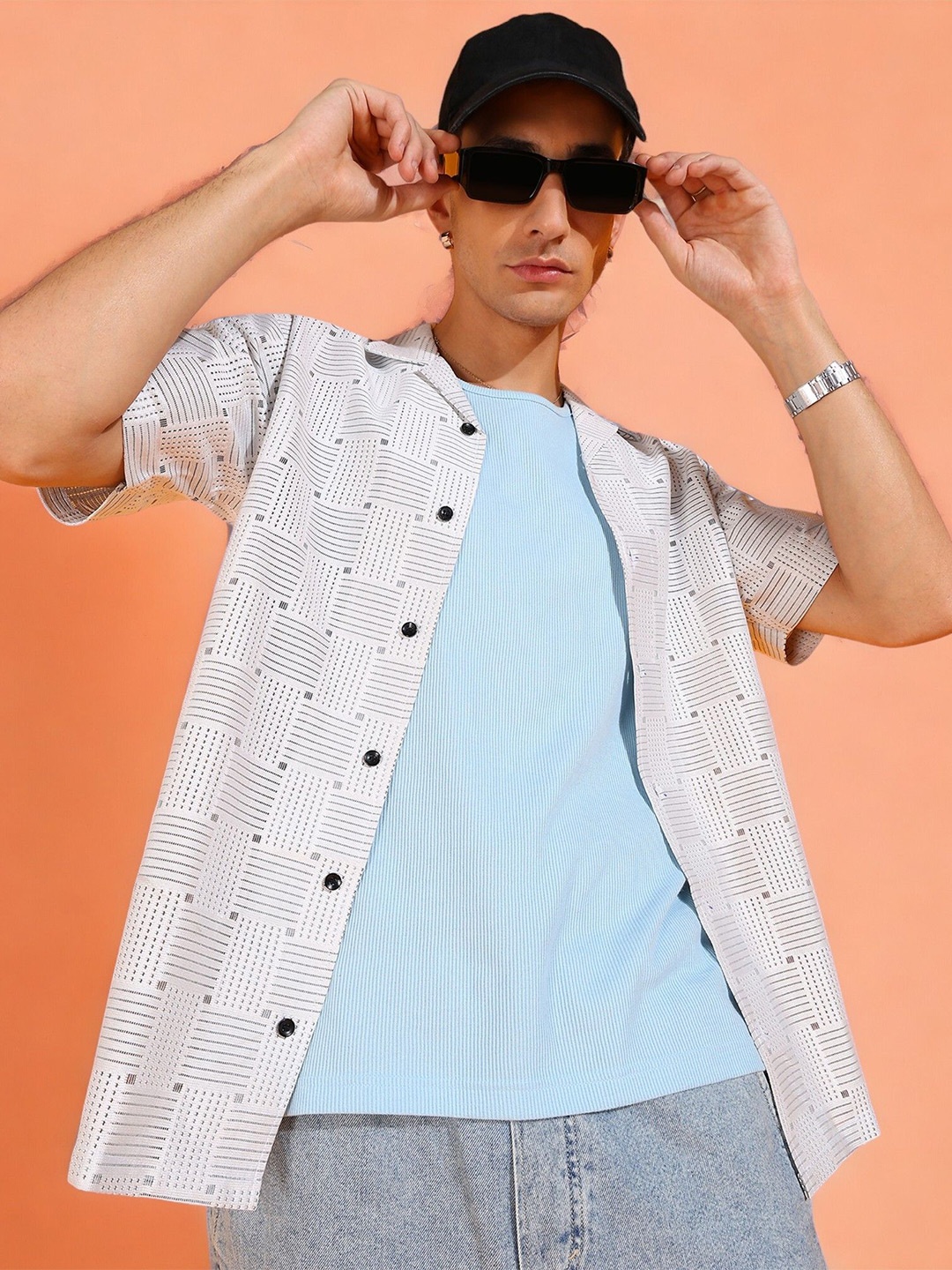 

INDICLUB Men Relaxed Fit Cuban Collar Textured Casual Shirt, White