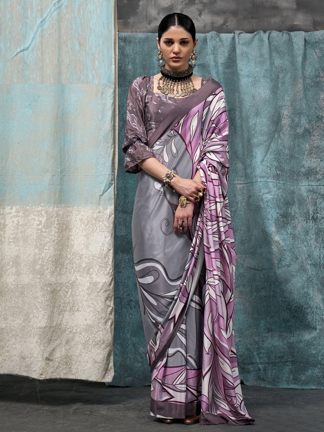 

MAHALASA Floral woven design Satin Saree, Grey
