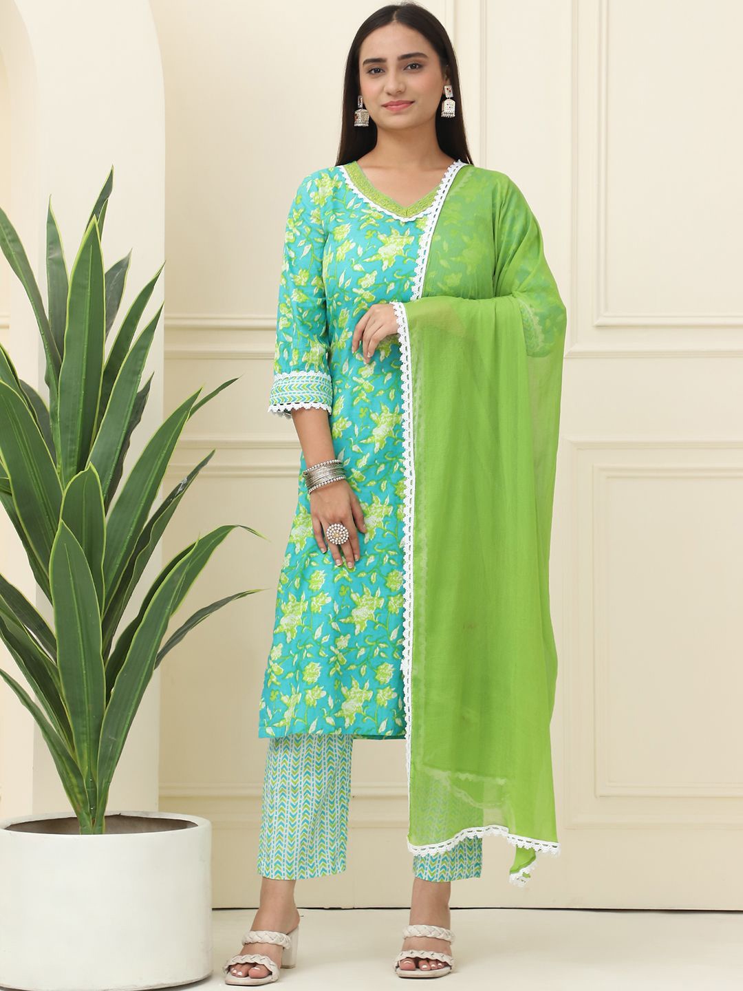 

BAESD Floral Printed Thread Work V-Neck Pure Cotton Straight Kurta With Trouser & Dupatta, Sea green