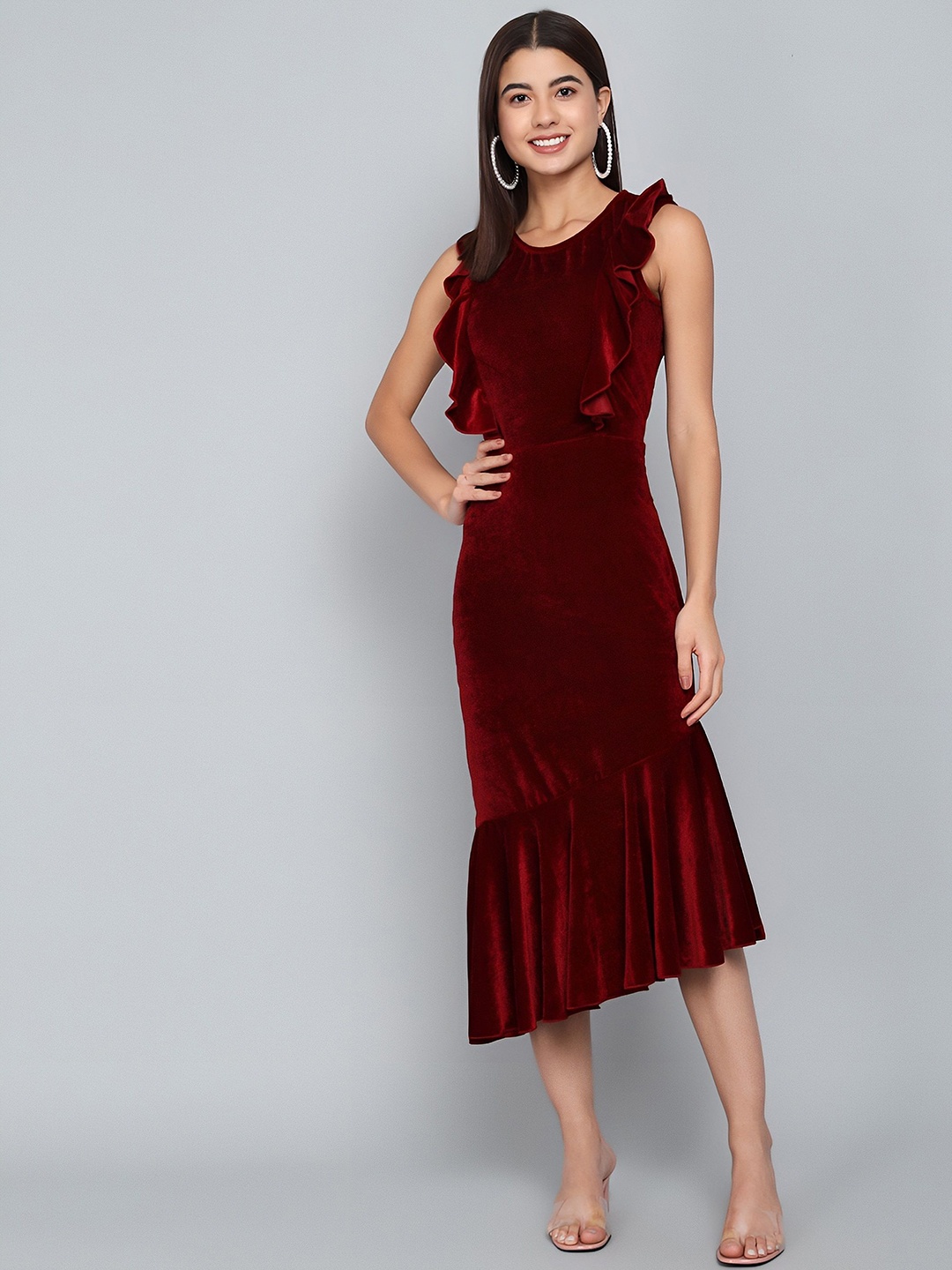 

Moda Solid Velvet Ruffles Detailed Fit And Flared Midi Dress, Red