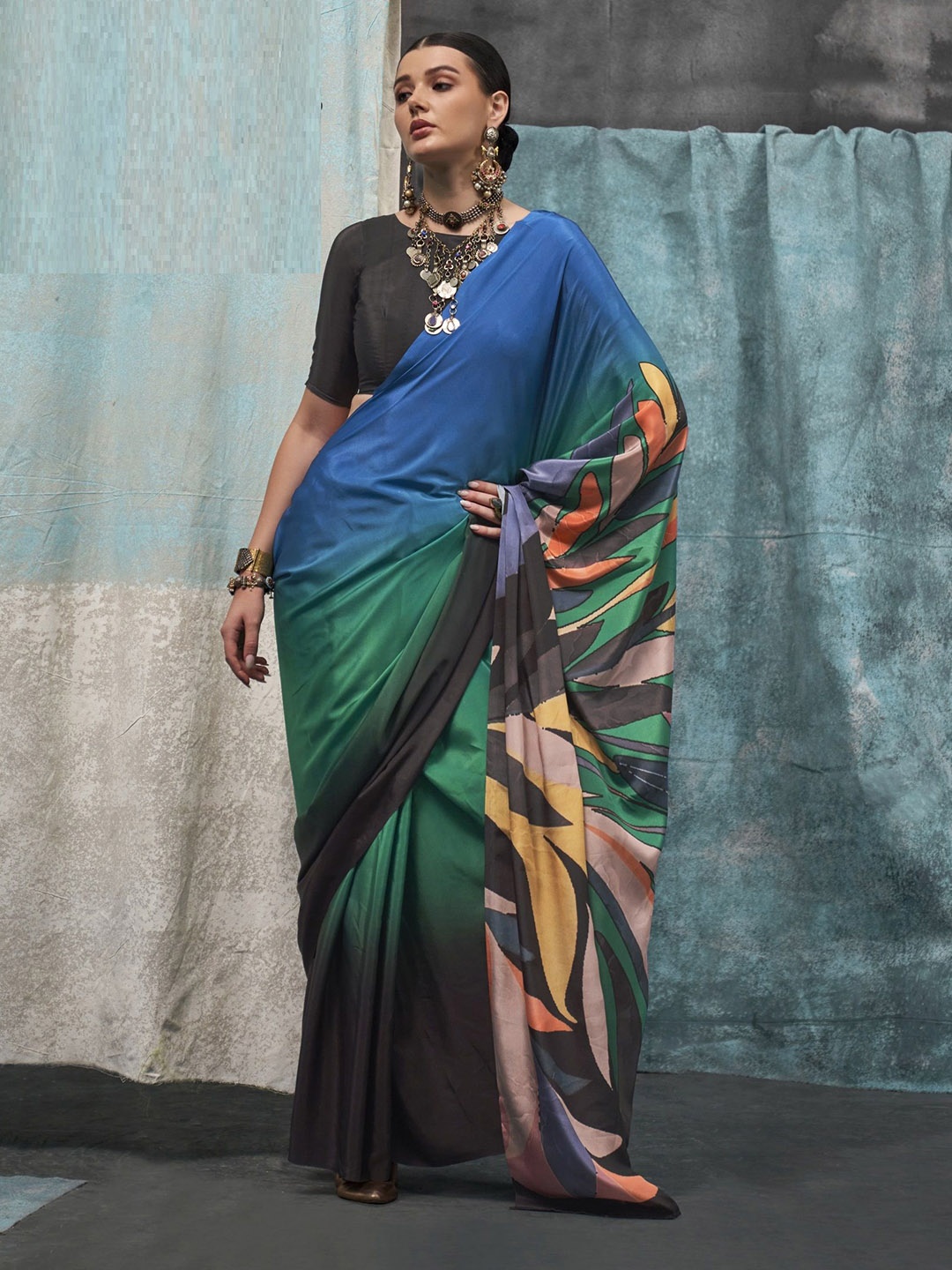 

MAHALASA Tie and Dye Satin Saree, Blue