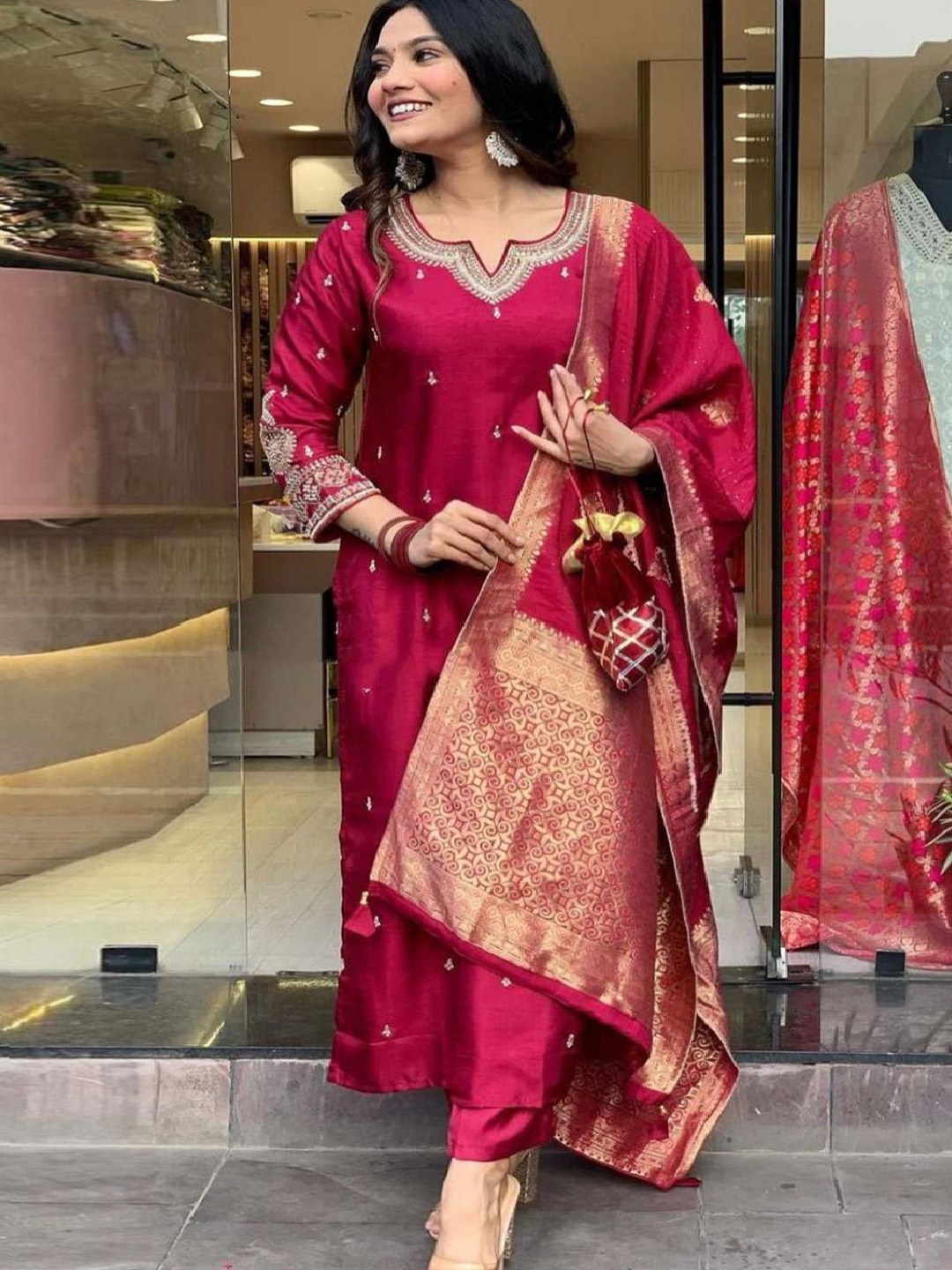 

KRUSHNTVASHMI CREATION Heavy Embroidery Worked Kurta Set, Maroon