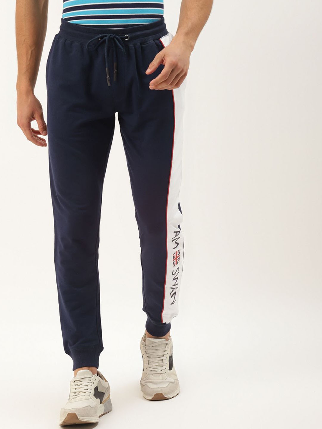 

AMSWAN Men Colourblocked Cotton Mid-Rise Joggers, Navy blue