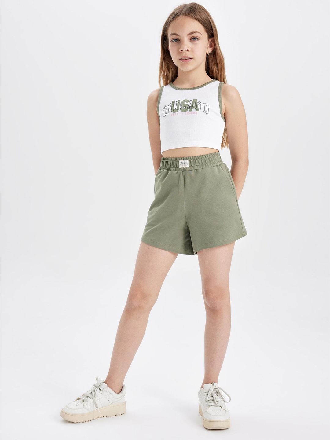 

DeFacto Girls Printed T-shirt with Shorts, White