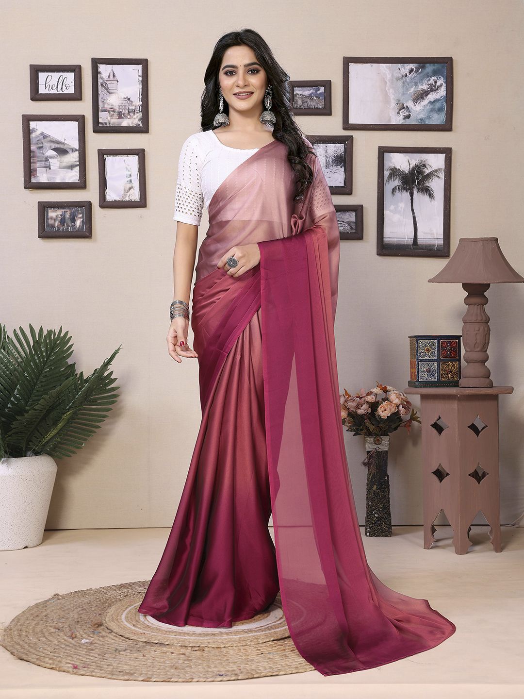 

DIVASTRI Women Ombre Ready to Wear Saree, Peach