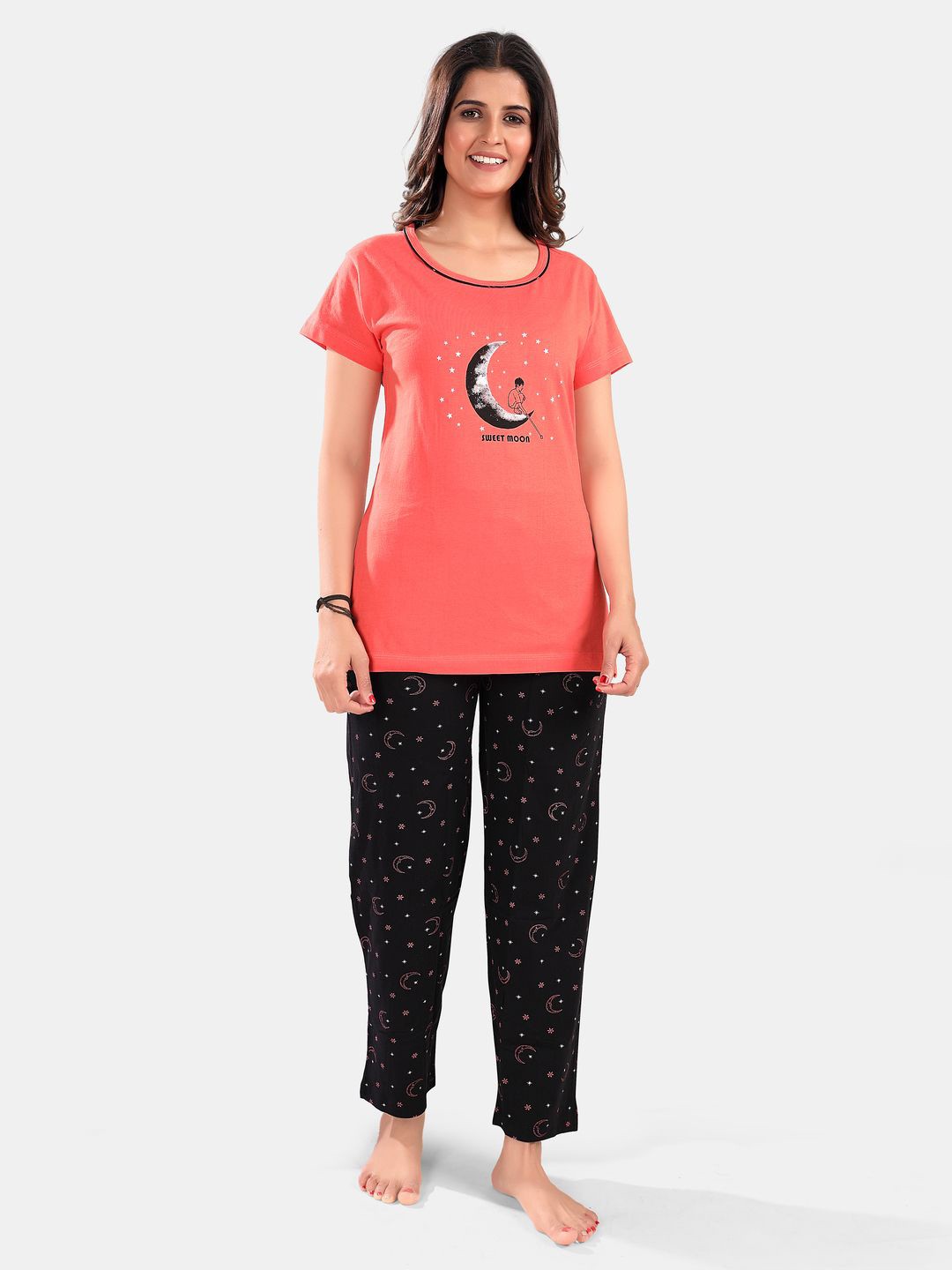 

SWEET MOON Printed Round Neck T-Shirt With Pyjama, Orange