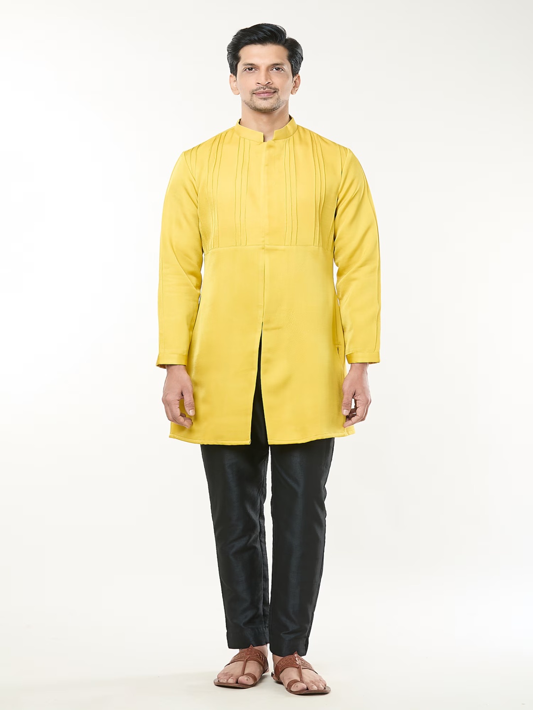 

RNG Safawala Men Mandarin Collar Pin Tucks Pure Cotton Straight Kurta With Trousers, Yellow