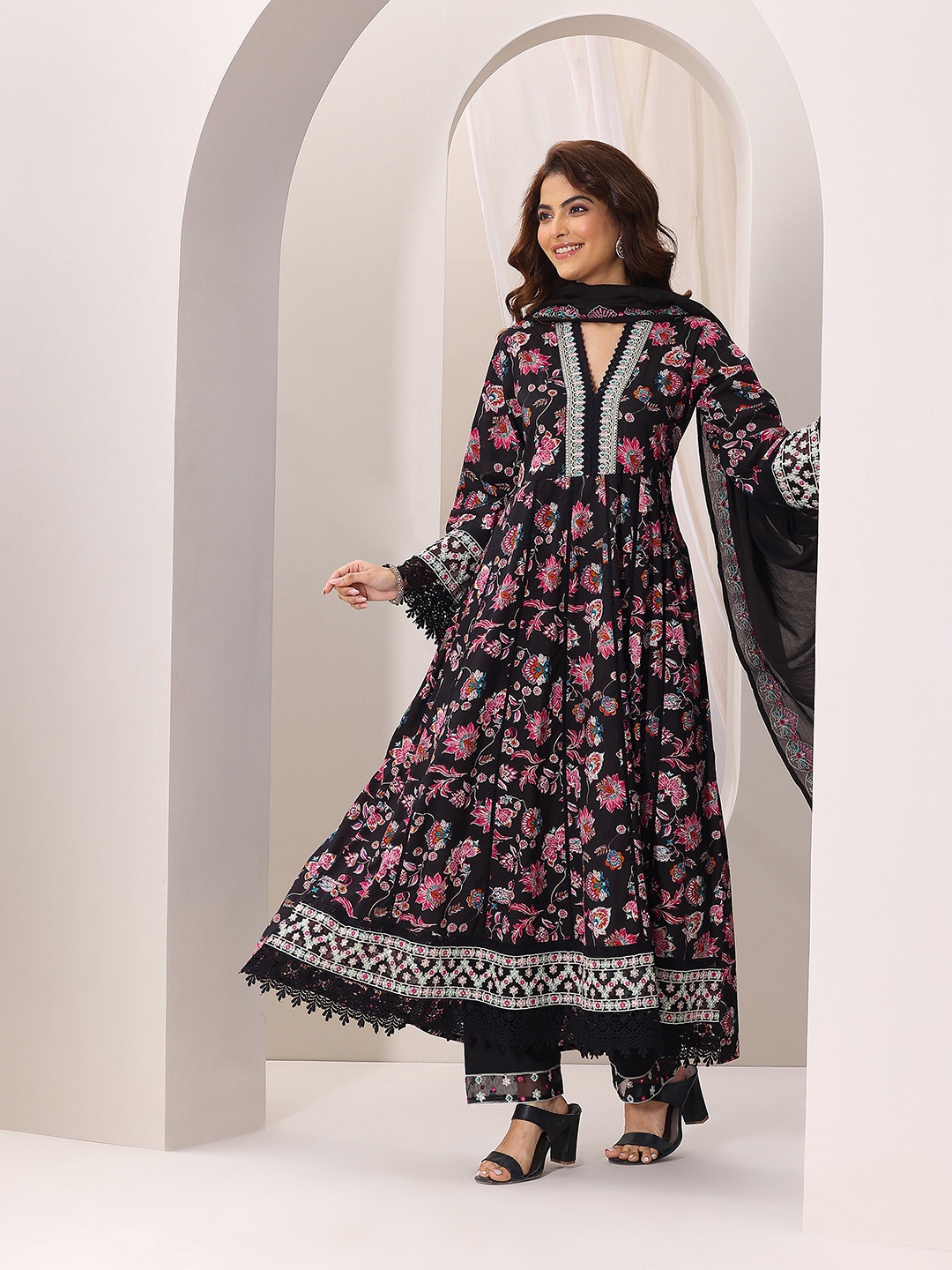 

Libas Floral Printed Sequinned Anarkali Kurta With Trousers And Dupatta, Black