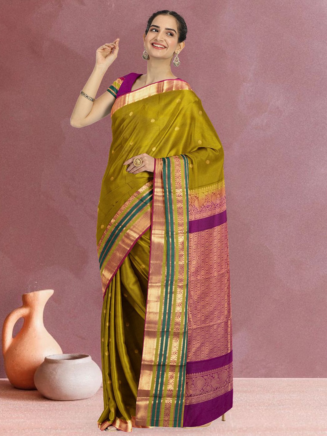 

Avishya Woven Design Zari Kanjeevaram Saree, Green