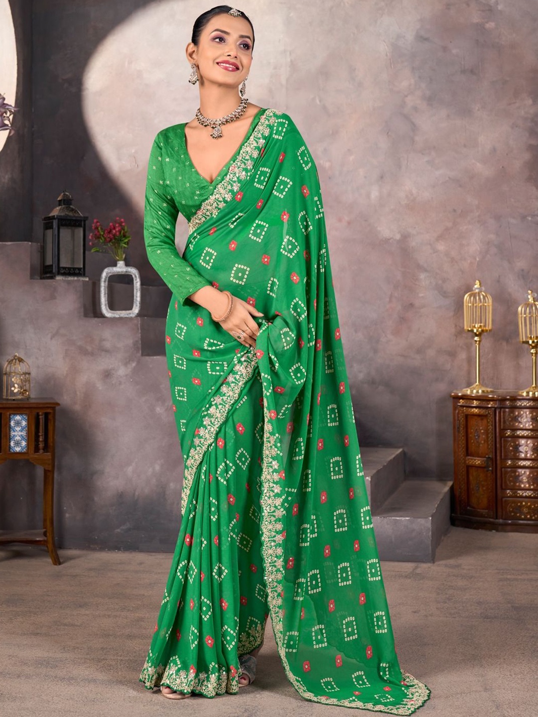 

CHUDIYA Bandhani Embroidered Pure Chiffon Saree, Green