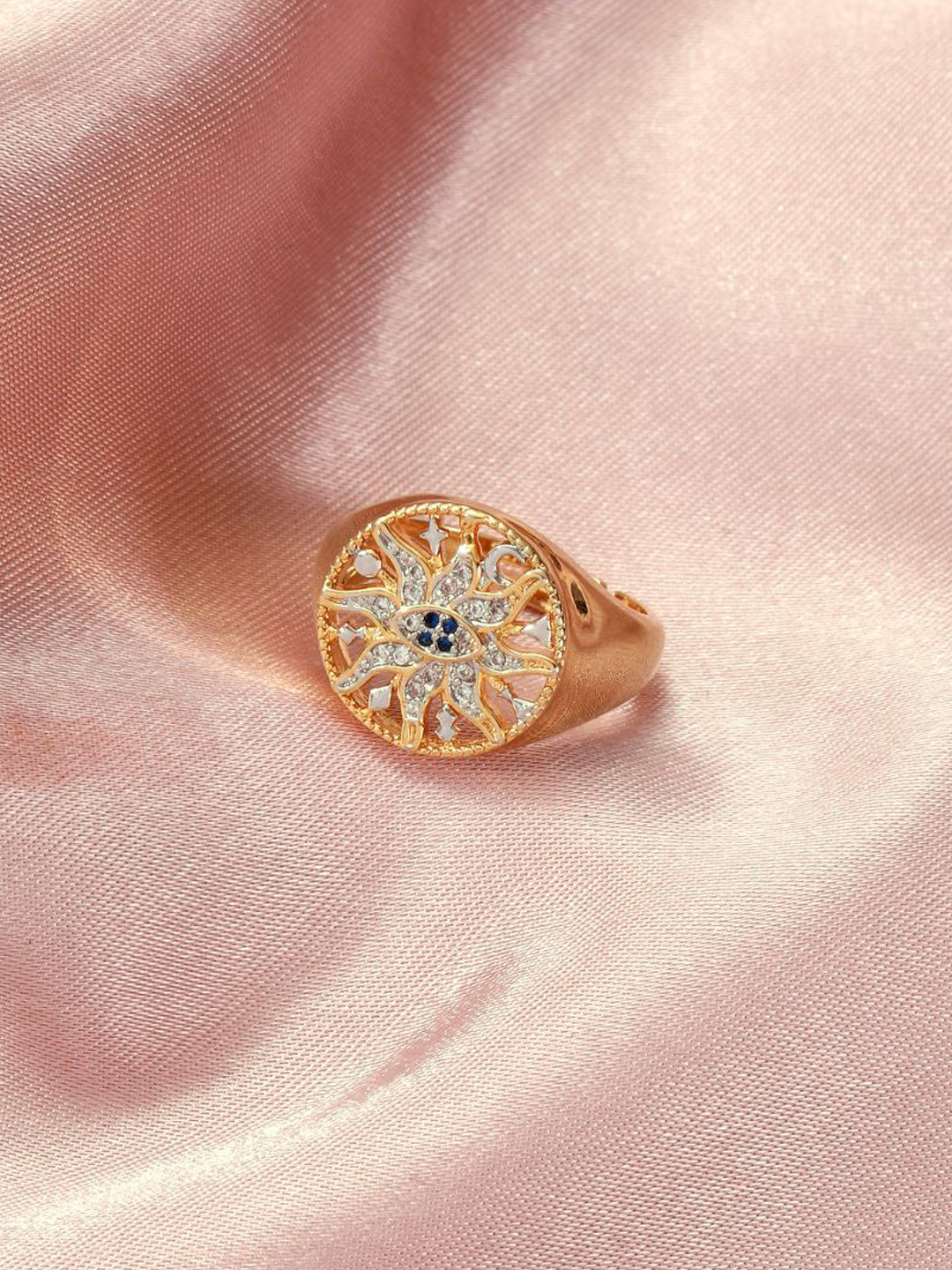 

SALTY Starlit Vision Finger Ring, Gold