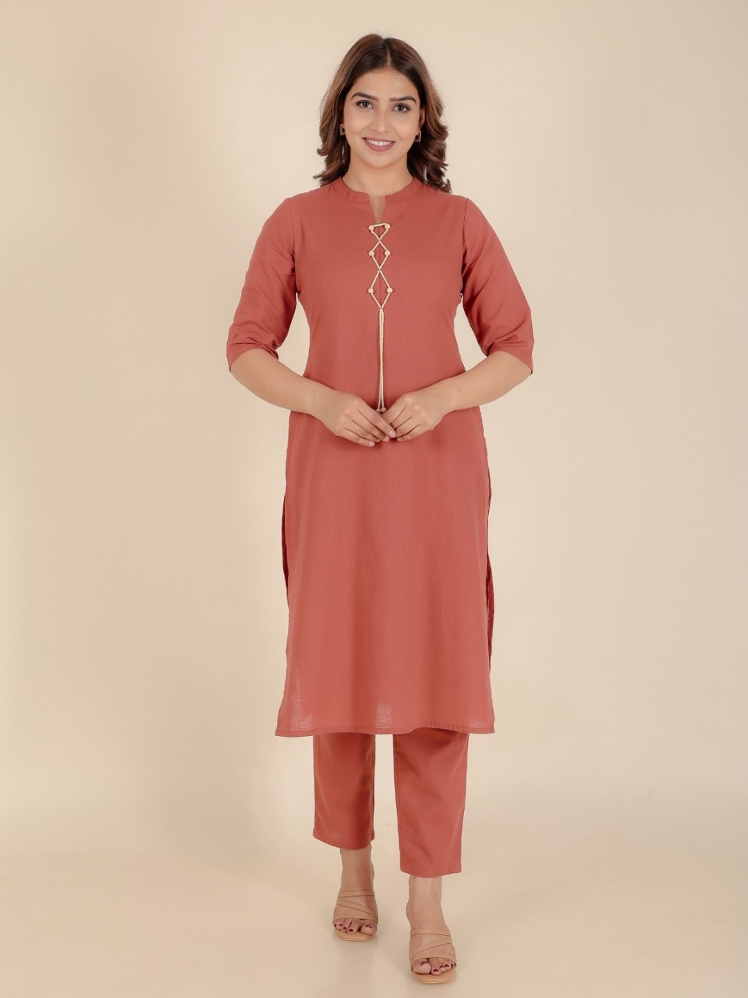 

Aramya Mandarin Collar Straight Pure Cotton Kurta With Trousers, Brown
