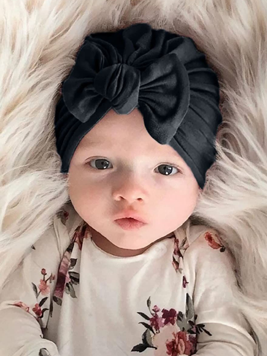 

The Little Lookers Kids Beanie, Black