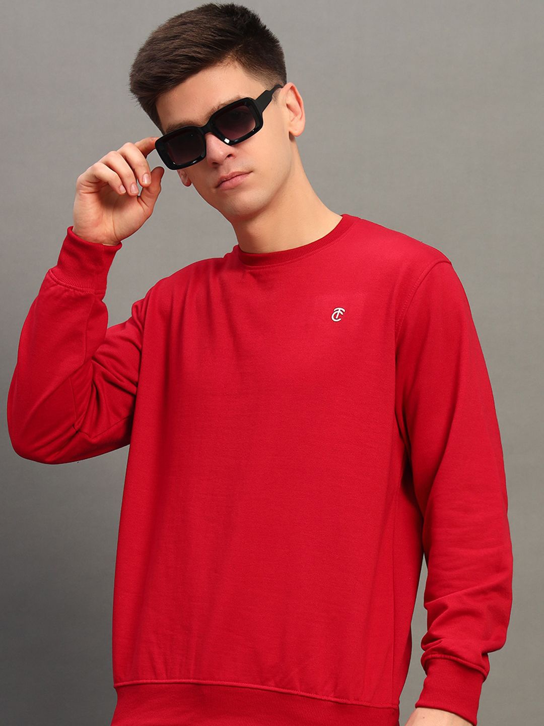 

THE CASUALS Men Sweatshirt, Red