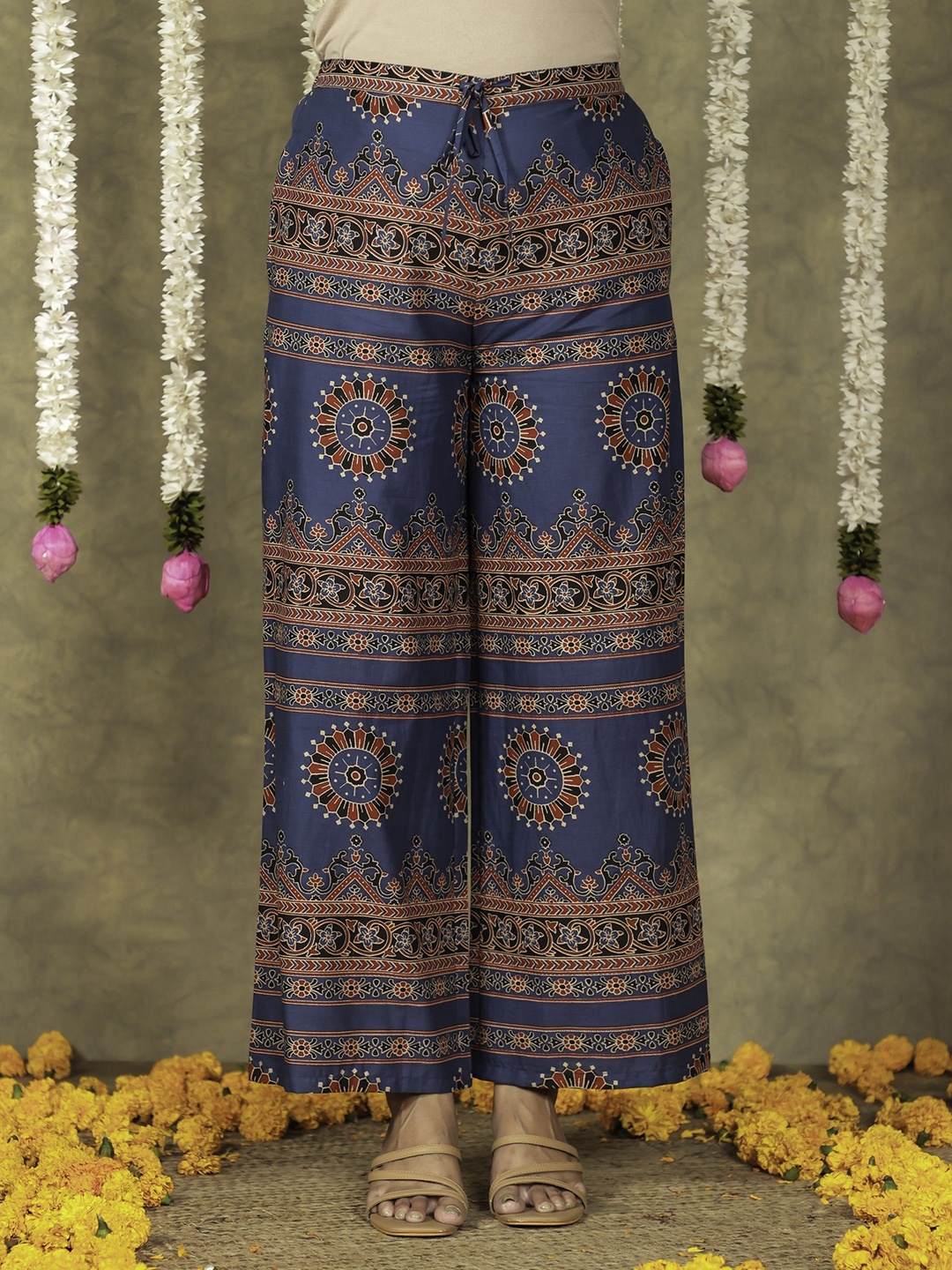 

Aramya Women Ethnic Motifs Printed Ethnic Palazzos, Blue