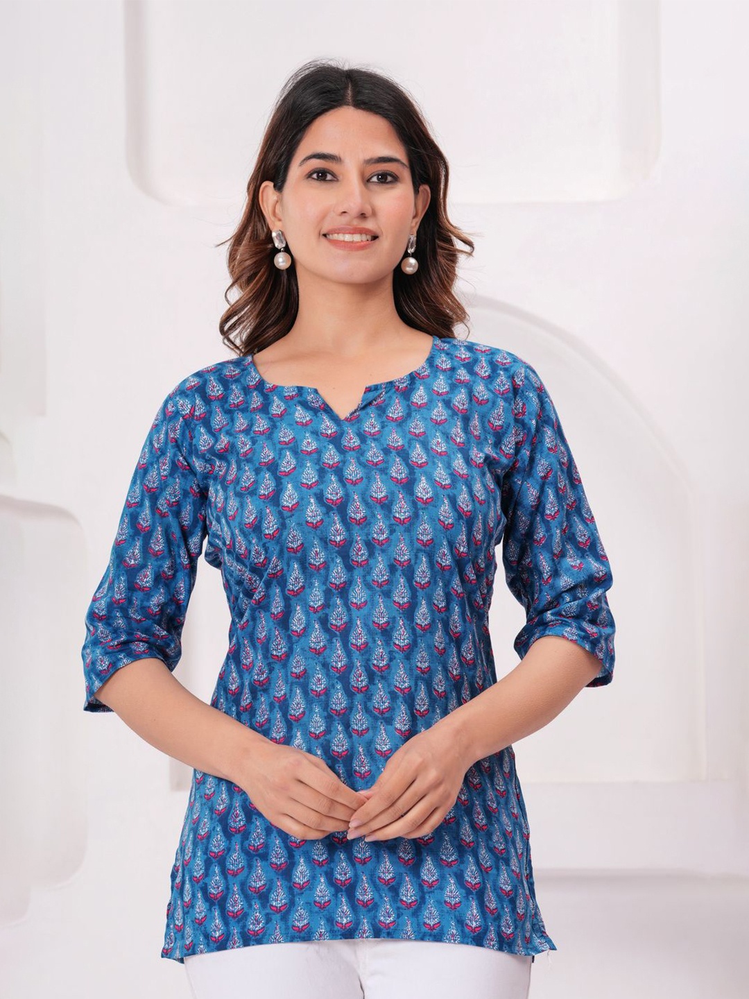 

JAIPUR KURTI HUB Floral Printed Pure Cotton Kurti, Blue