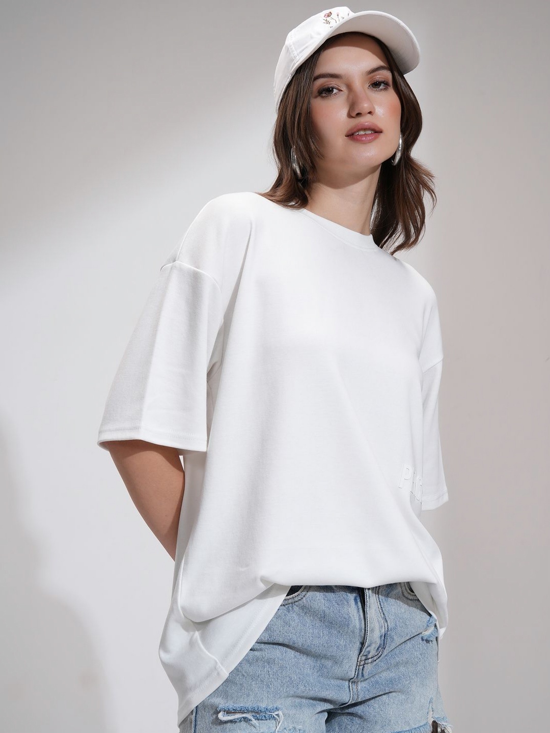 

Street By Tokyo Talkies Women Solid Embossed Oversized T-Shirt, White