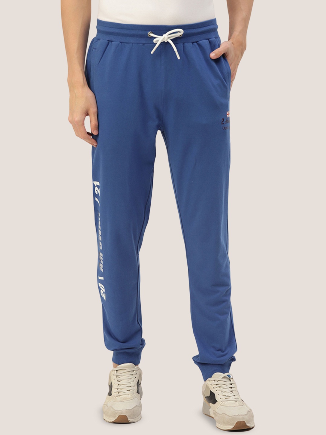 

AMSWAN Men Printed Cotton Mid-Rise Joggers, Blue