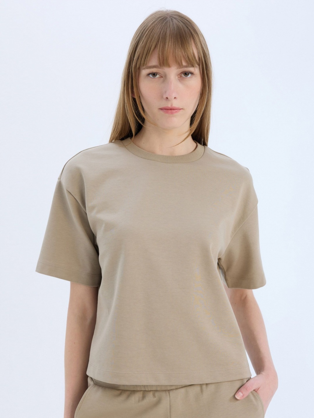 

DeFacto Women Solid Round Neck Cotton T-shirt, Beige