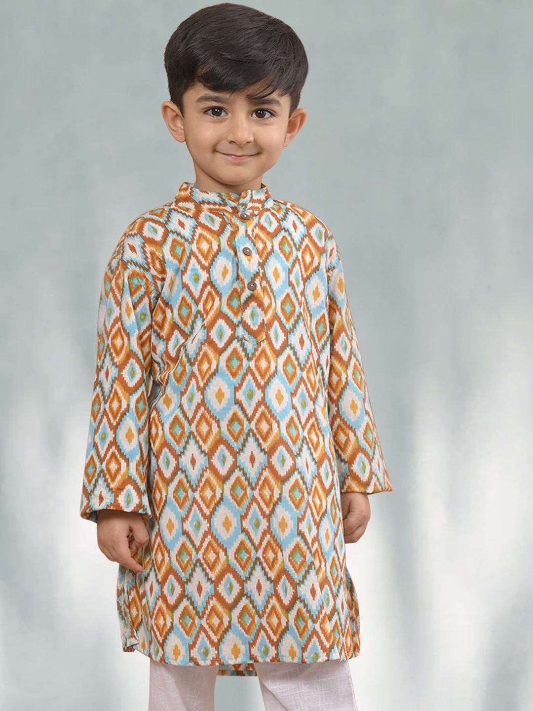 

Sangria Boys Brown Geometric Printed Mandarin Collar Cotton Straight Kurta