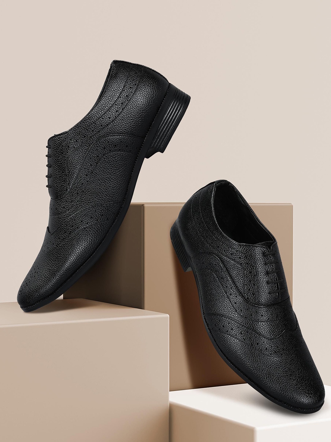 

Paragon Men Lace-Up Durable & Sturdy Formal Brogues, Black