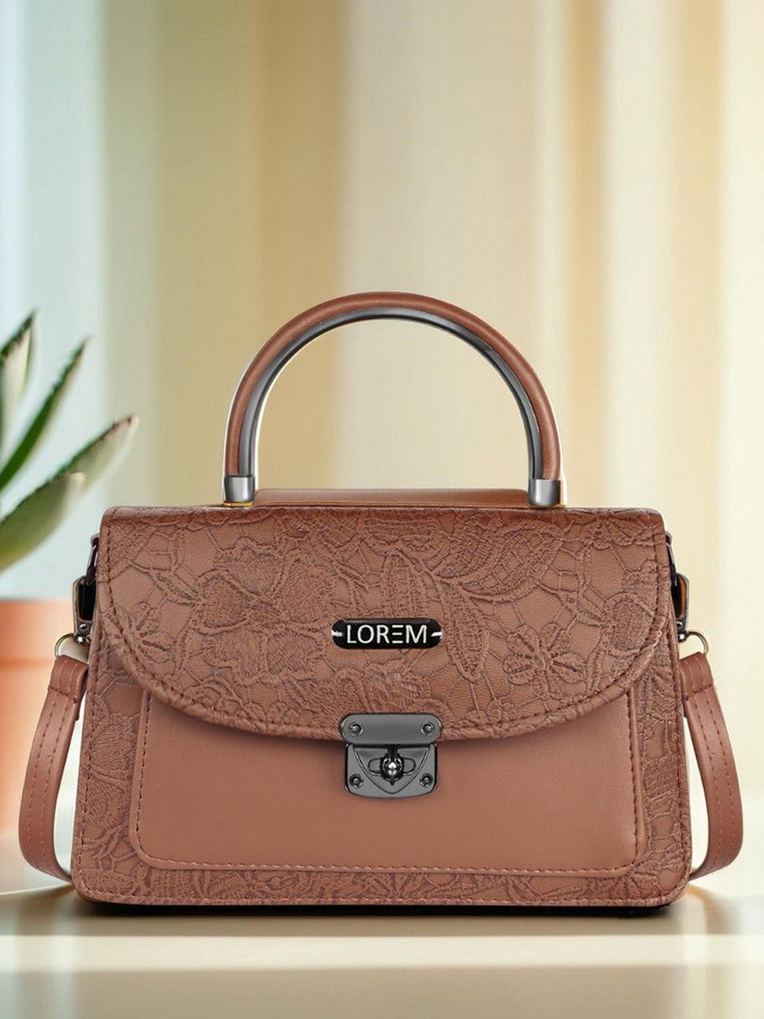 

LOREM Handheld Bag with Tasselled, Brown