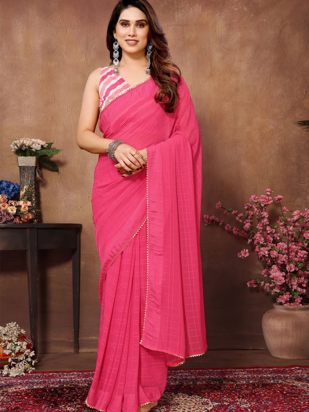 

DIVASTRI Checked Gotta Patti Pure Georgette Ready to Wear Mysore Silk Saree, Pink
