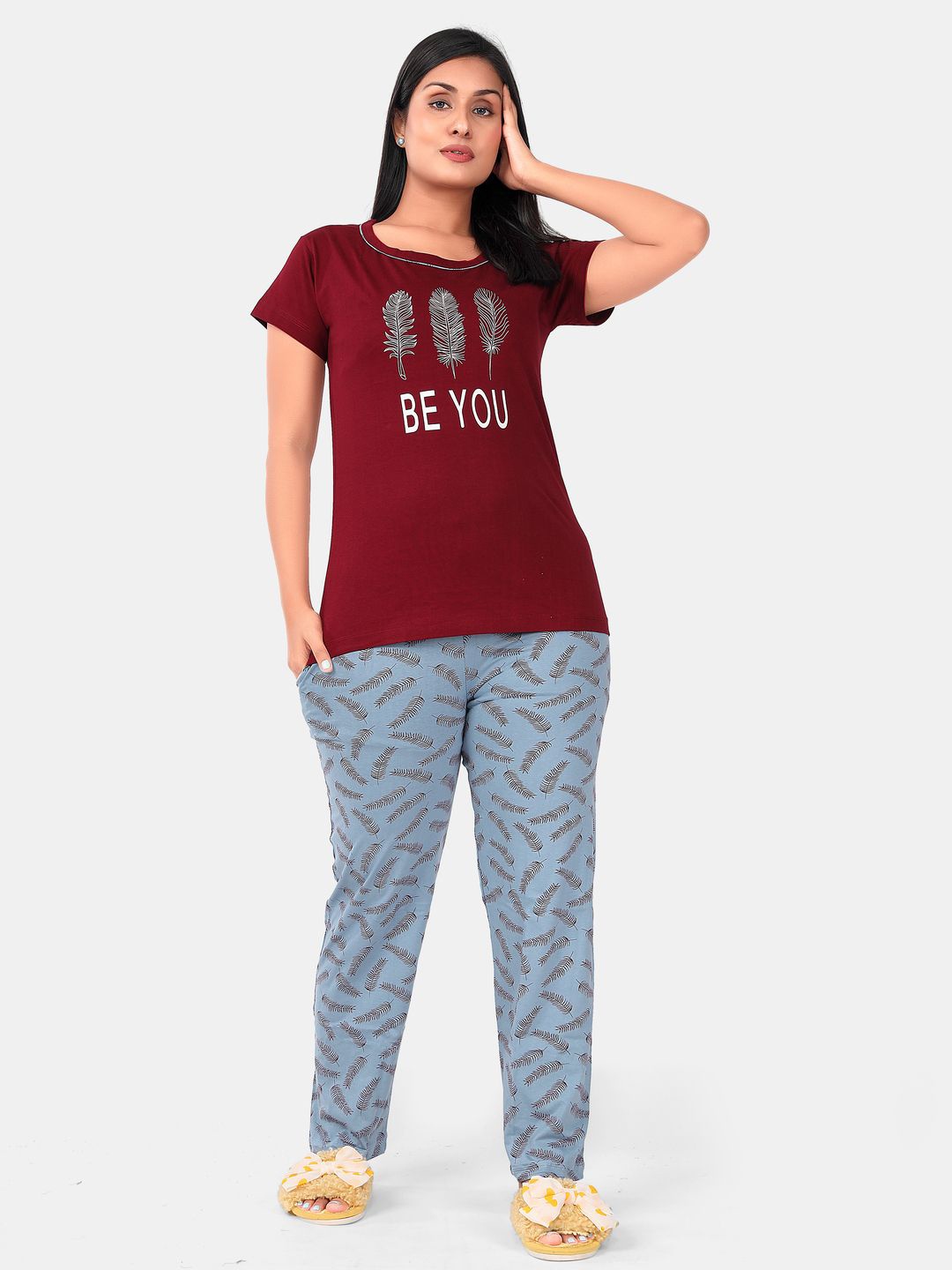 

SWEET MOON Printed Night suit, Maroon