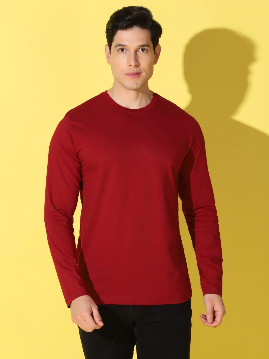 

WOOSTRO Men Solid Round Neck Cotton Slim Fit T-shirt, Maroon