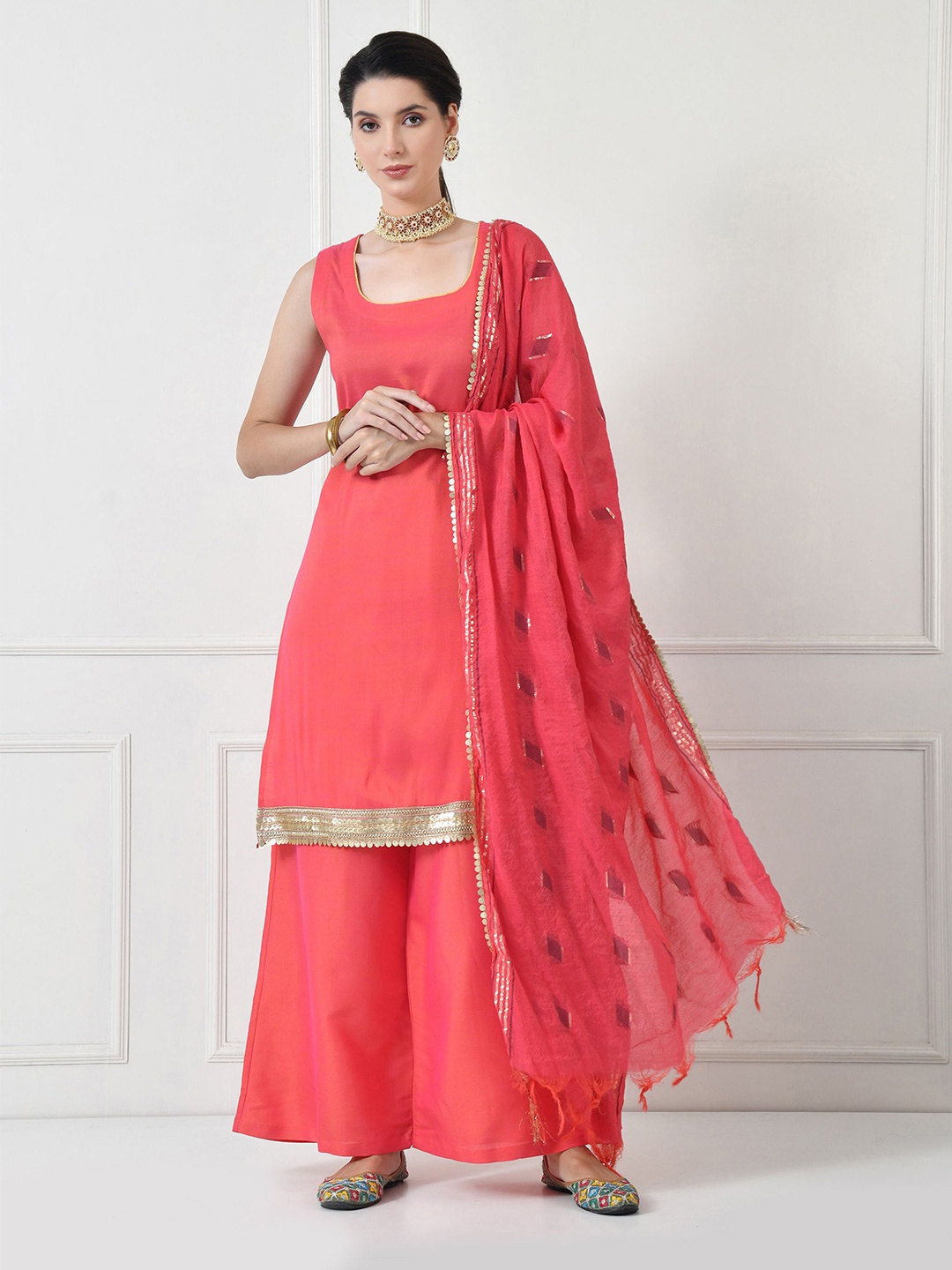 

VEGAL Square Neck Sleeveless Sequinned Straight Kurta With Palazzos & Dupatta, Red