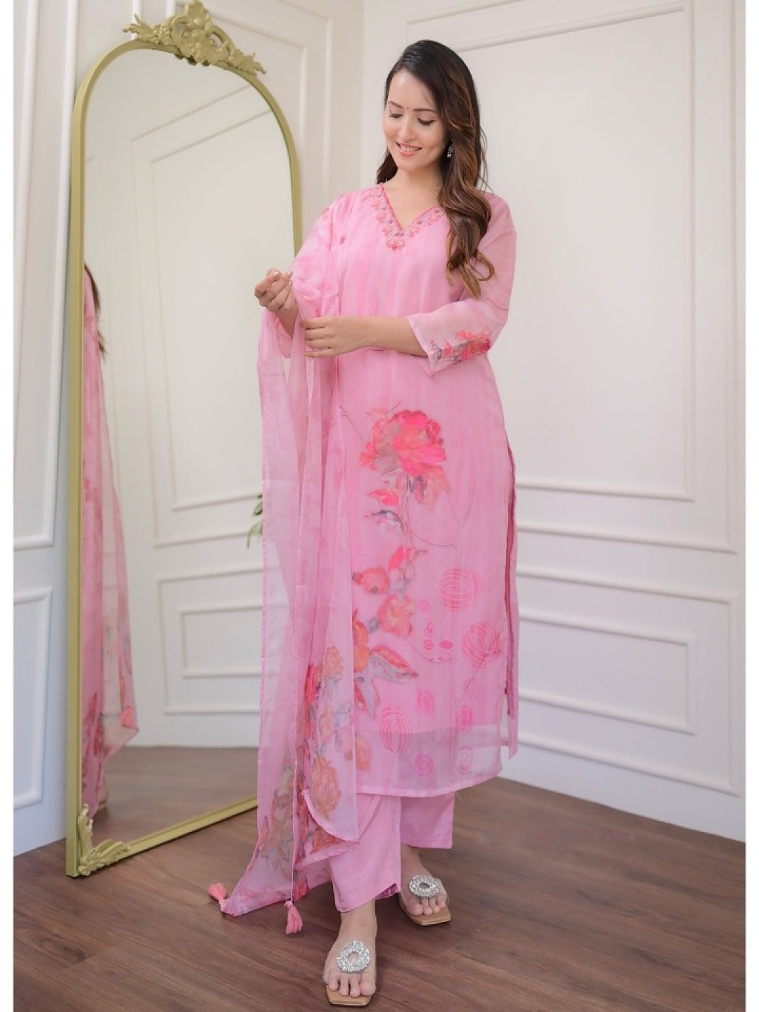 

KALINI Women Floral Printed Regular Kurta with Trousers & With Dupatta, Pink