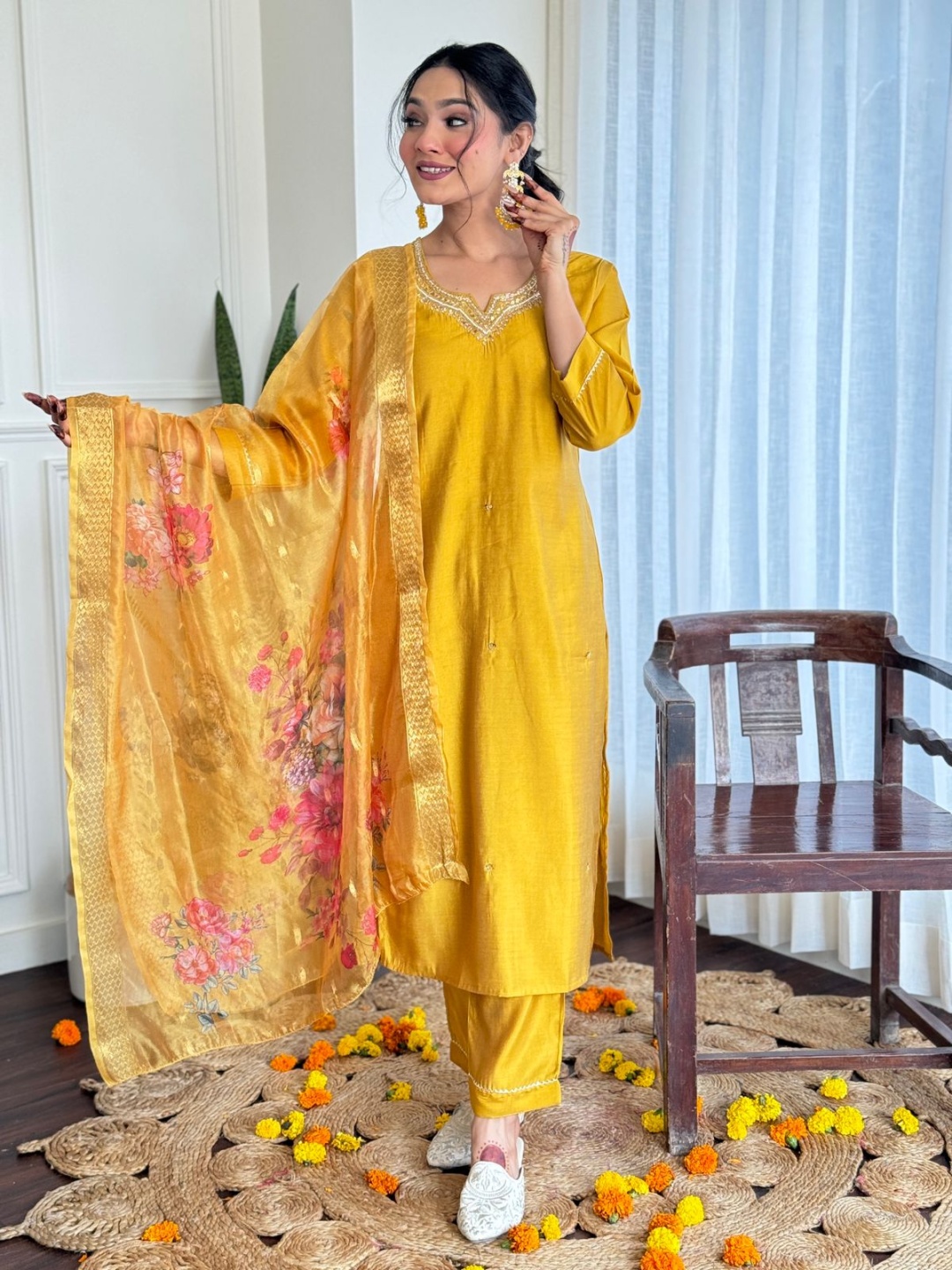 

KALINI Floral Embroidered Notch-Neck Sequinned Straight Kurta With Trouser And Dupatta, Yellow