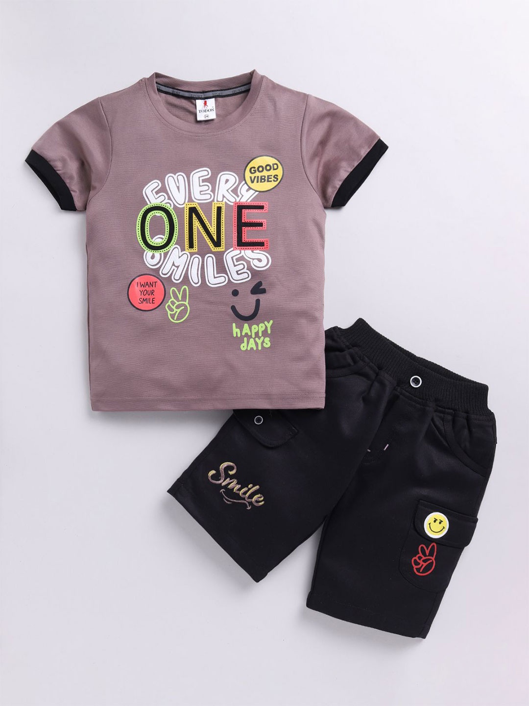 

Annie Boys Printed Round Neck Pure Cotton T-shirt With Short, Brown
