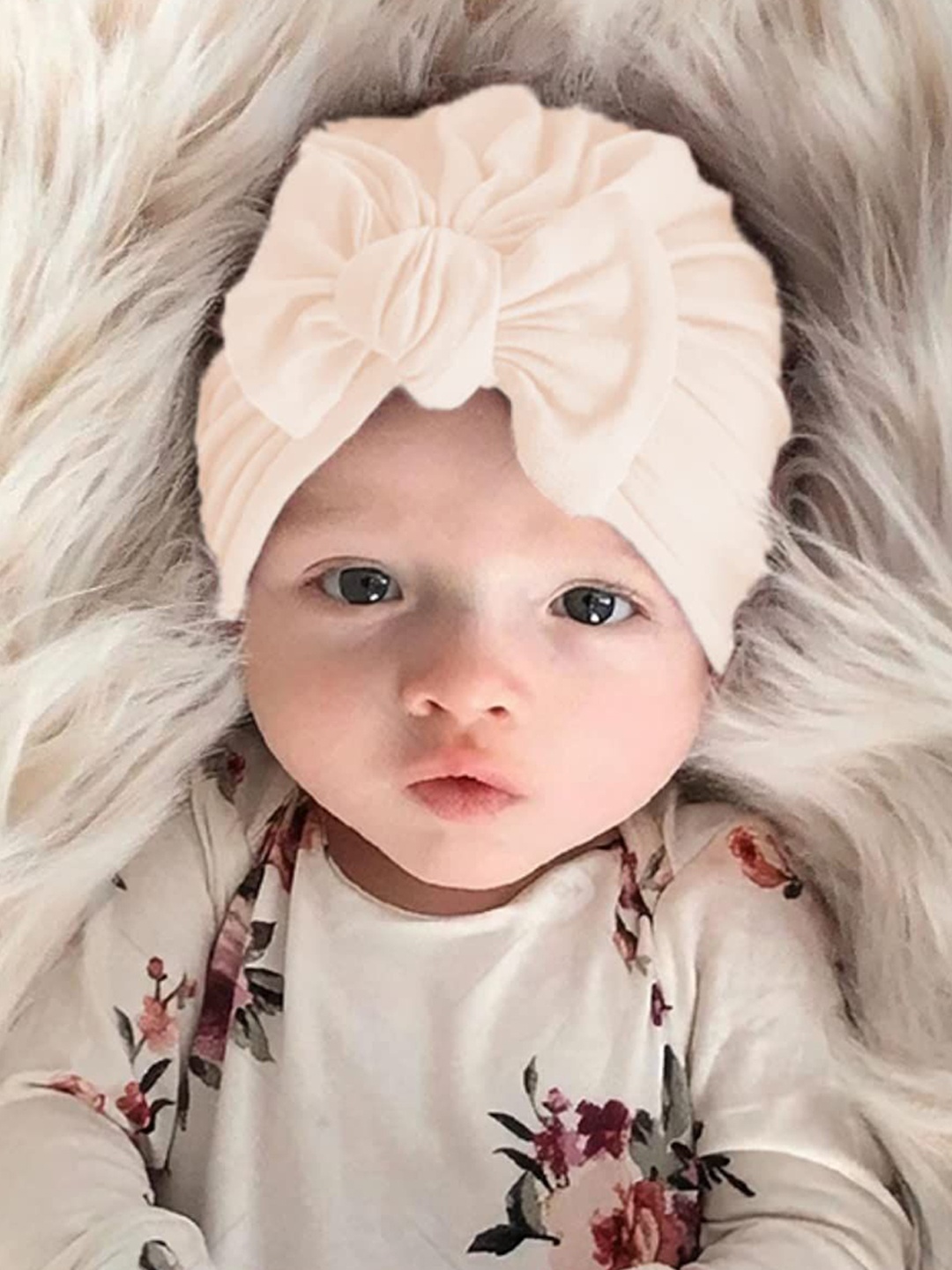 

The Little Lookers Kids Beanie, Off white