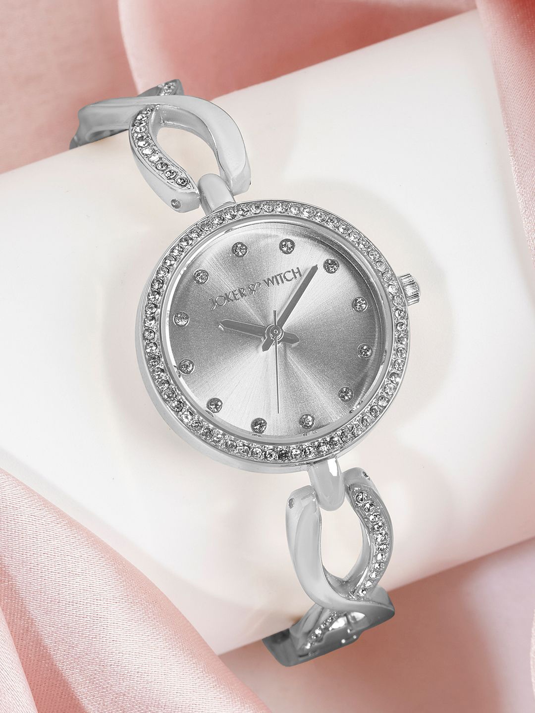 

JOKER & WITCH Women Dial & Bracelet Style Straps Analogue Watch AMWW1132, Silver