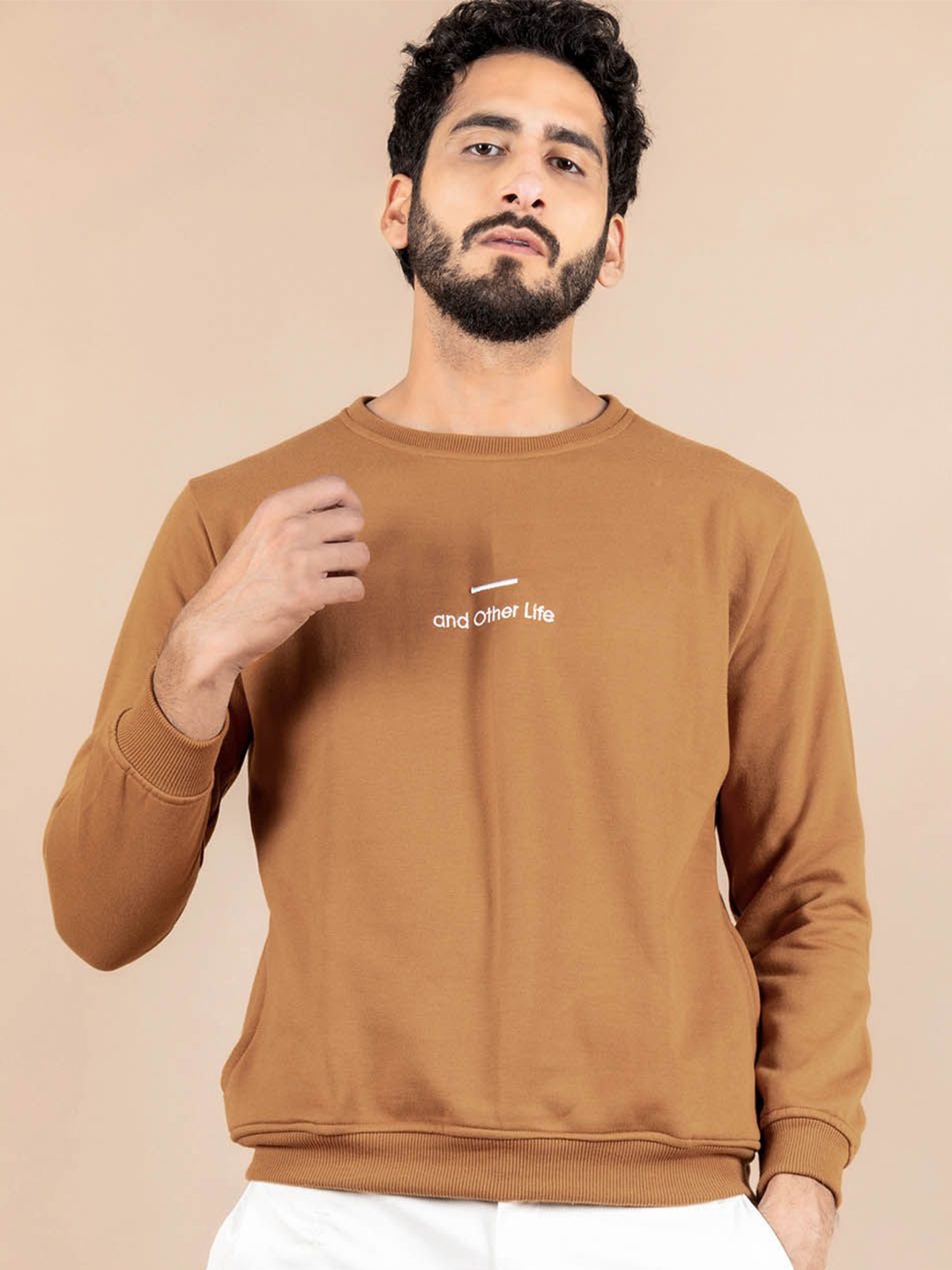 

Tistabene Men Round Neck Sweatshirt, Camel brown
