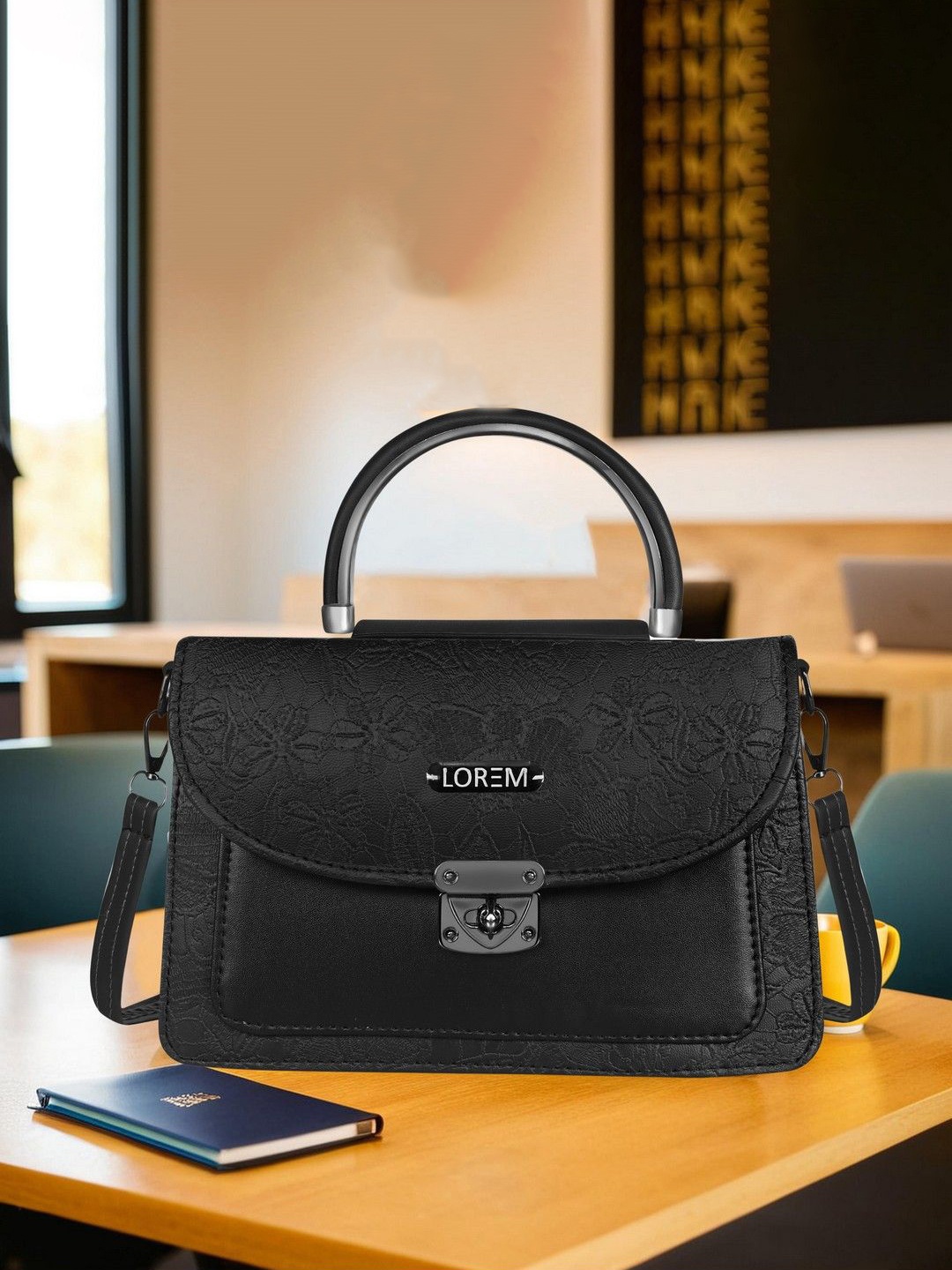 

LOREM Handheld Bag, Black