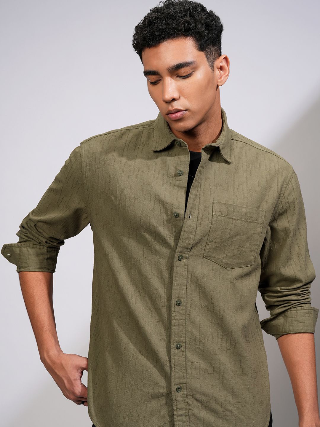 

HIGHLANDER Men Relaxed Fit Spread Collar Textured Cotton Casual Shirt, Olive