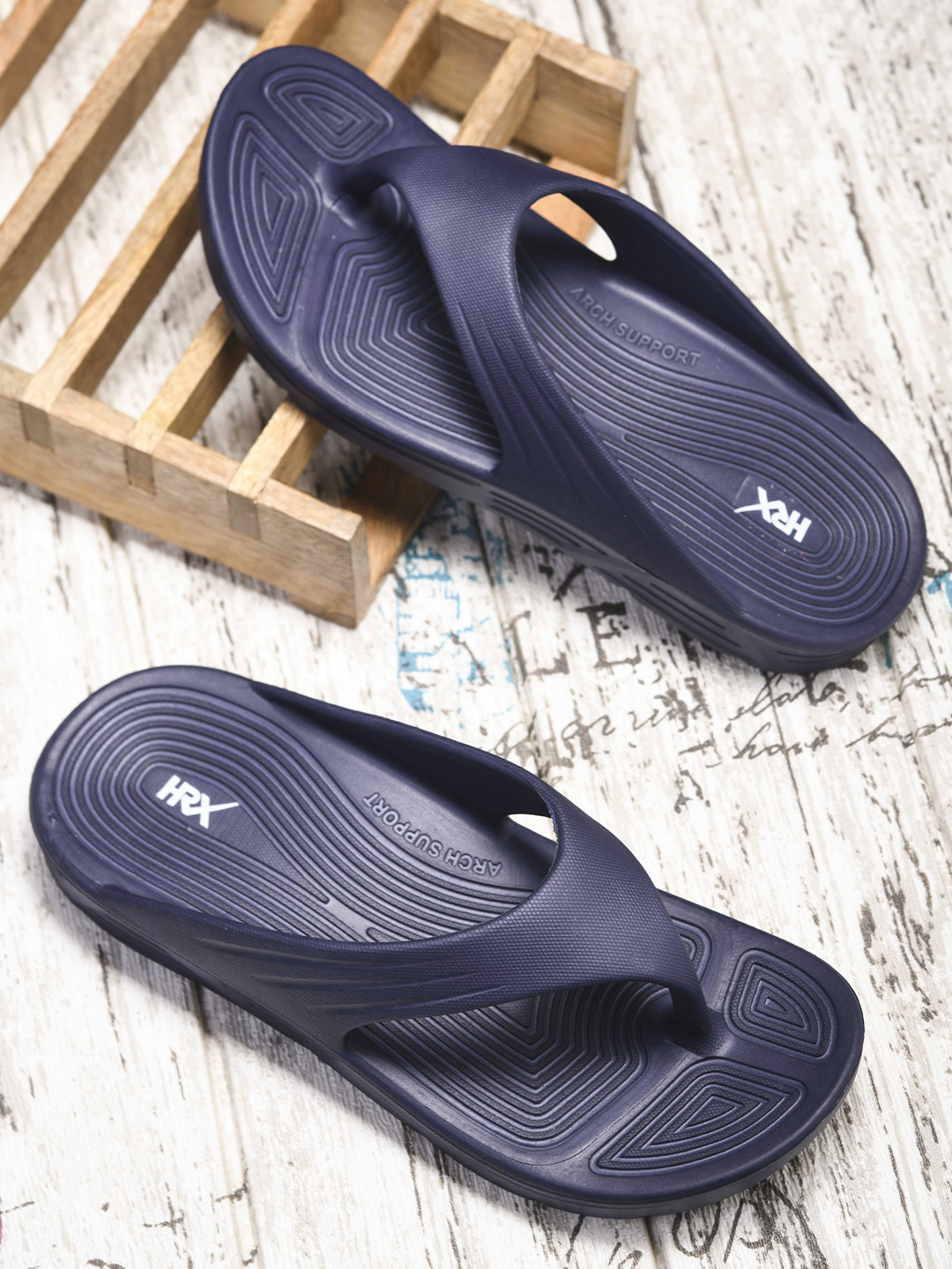 

HRX by Hrithik Roshan Men Rubber Thong Flip-Flops, Navy blue
