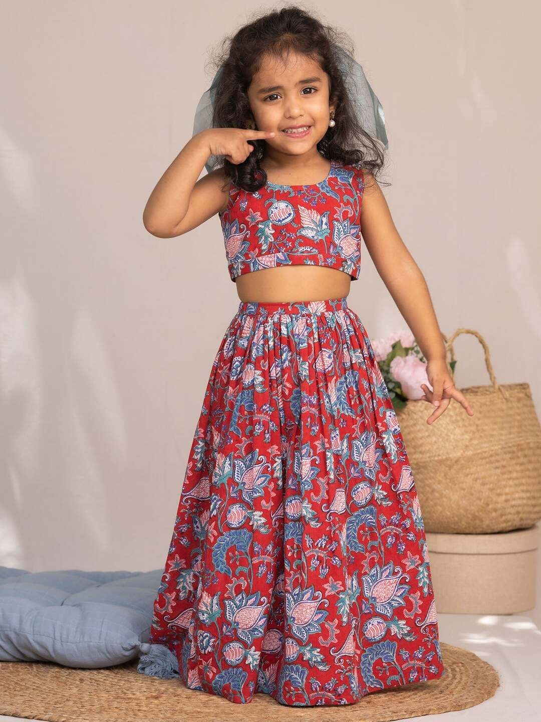 

BAESD Girls Floral Printed Ready To Wear Lehenga & Choli, Red