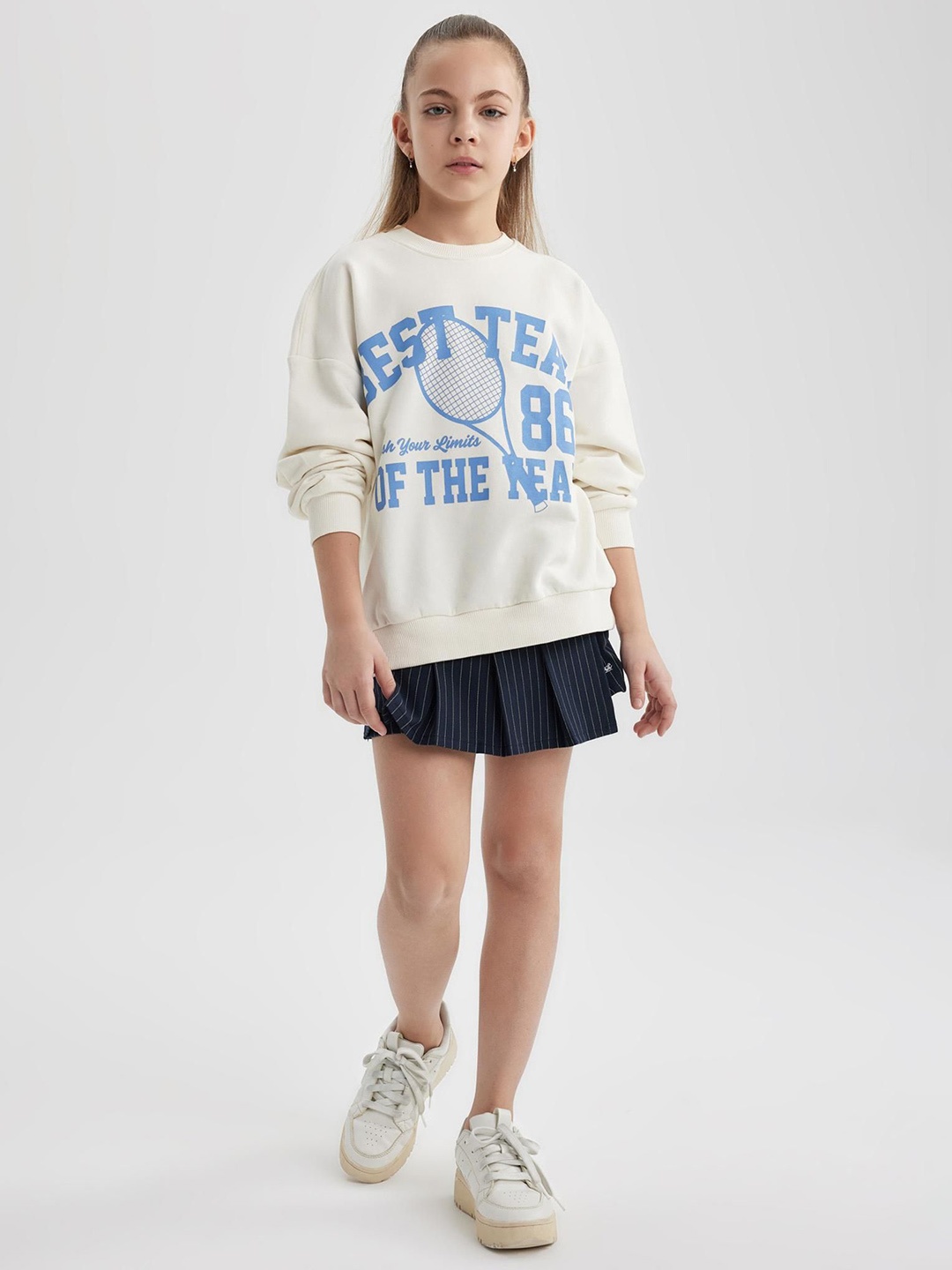

DeFacto Striped Pleated Above Knee Skorts, Navy blue